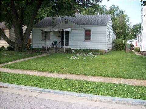 1670 Fisher Ave