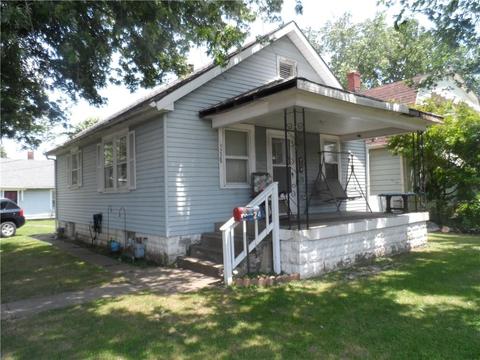 1670 Fisher Ave