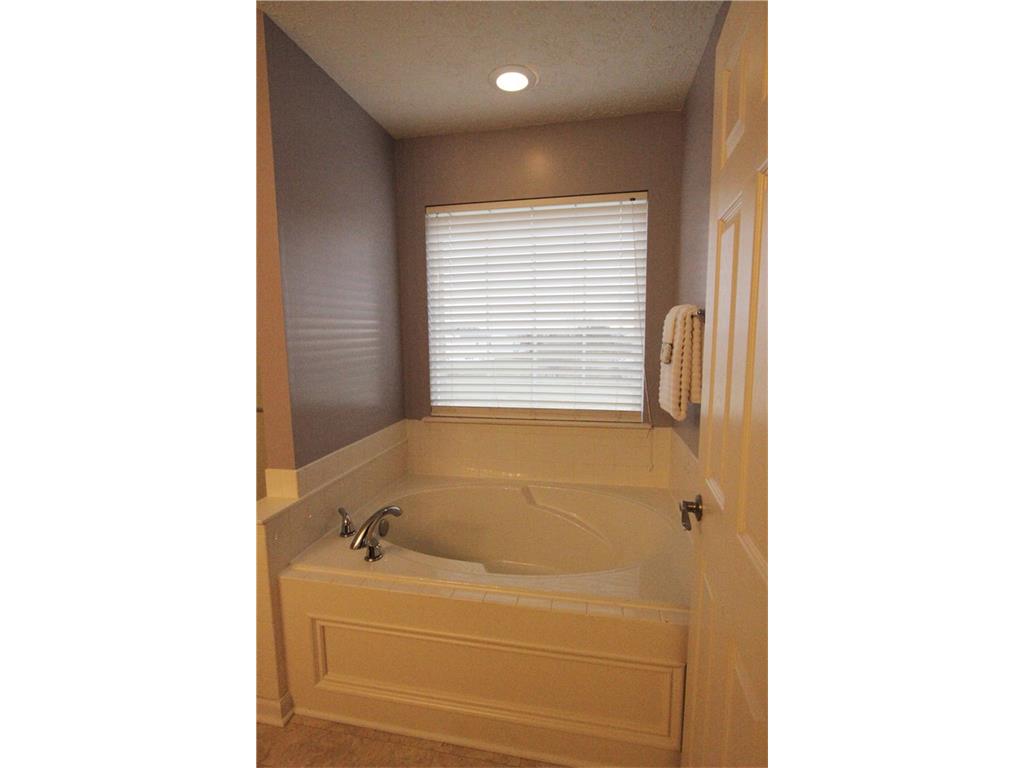 2274 Waterleaf Ct