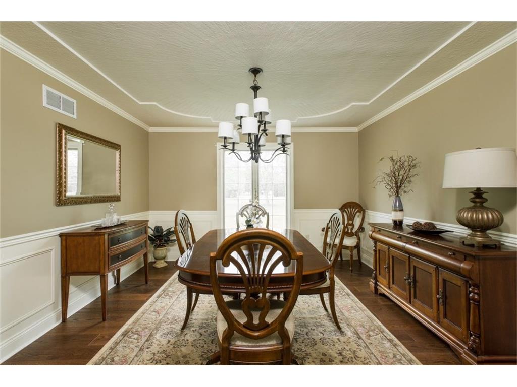 8444 La Habra Ln
