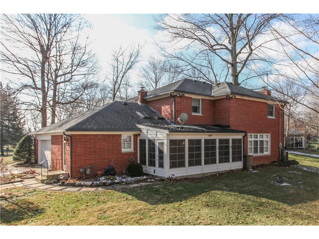 2944 Seasons Dr