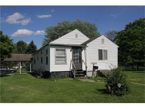 For Sale: 501 S Lynhurst Dr Indianapolis, IN 46241