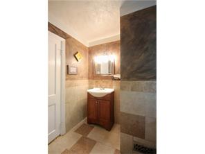 For Sale: 501 S Lynhurst Dr Indianapolis, IN 46241