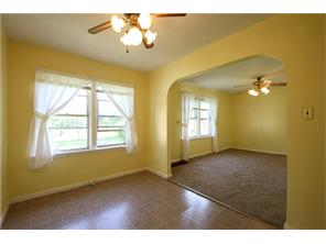For Sale: 501 S Lynhurst Dr Indianapolis, IN 46241