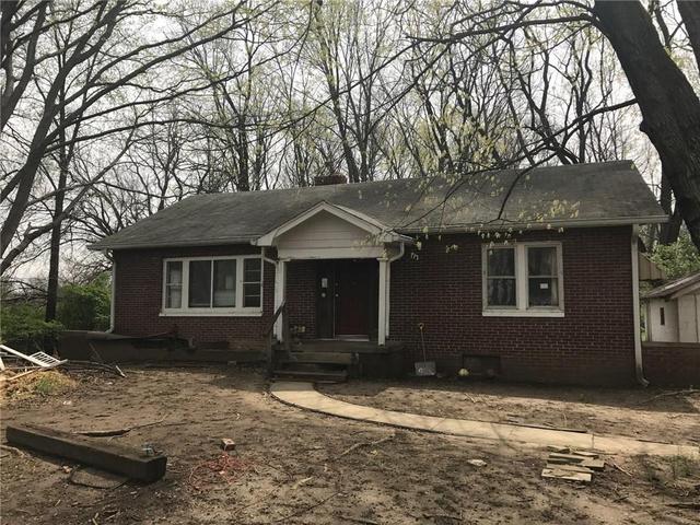 7480 Prairie Lake Dr
