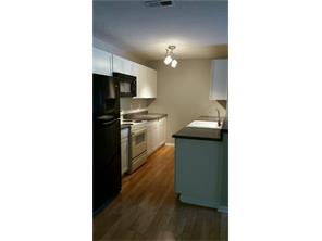 4311 Village Parkway Apt 2 Cir #2