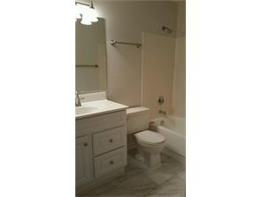 4311 Village Parkway Apt 2 Cir #2