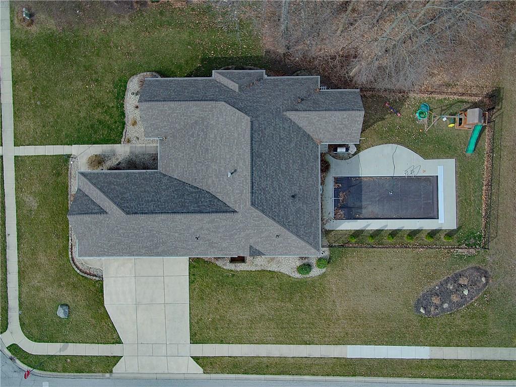 7356 Highpoint Cir