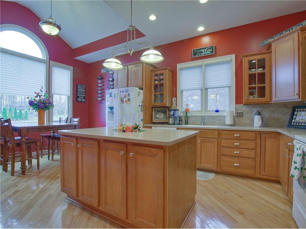 7356 Highpoint Cir