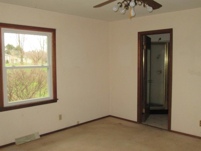 For Sale: 76 W 900 Chesterton, IN 46304