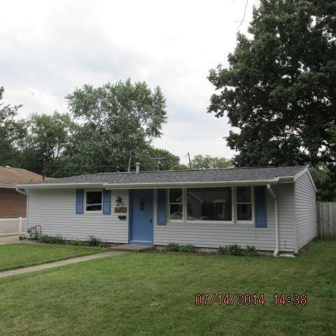 1327 Cedar