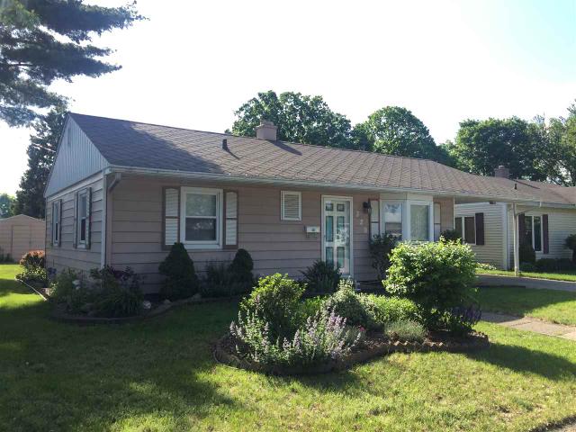 1327 Cedar