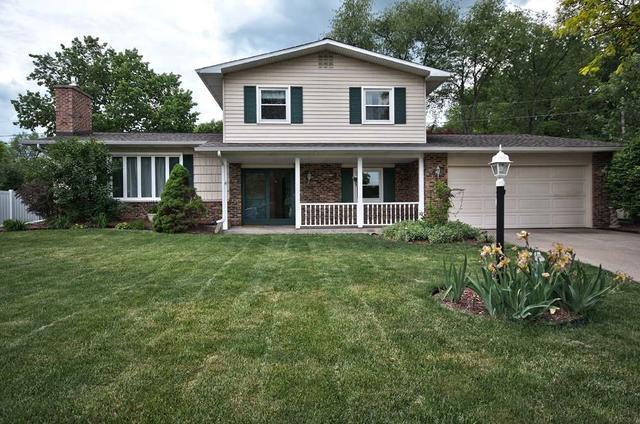 2327 Sylvan Ln