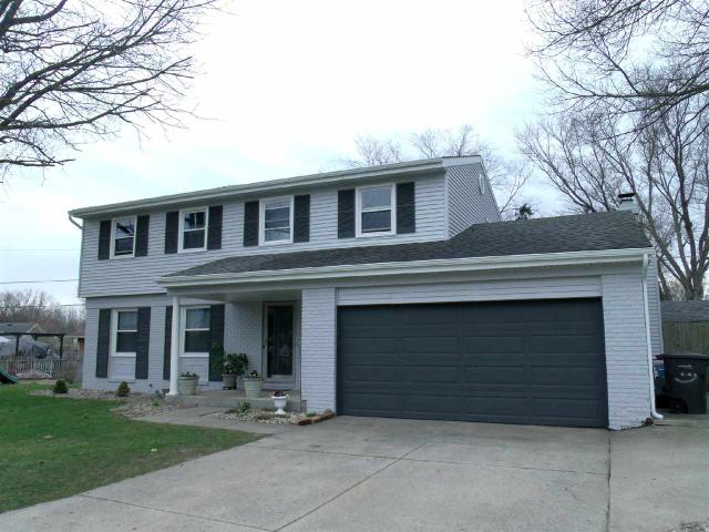 2327 Sylvan Ln