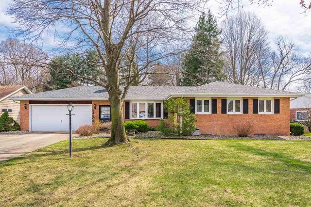 2327 Sylvan Ln