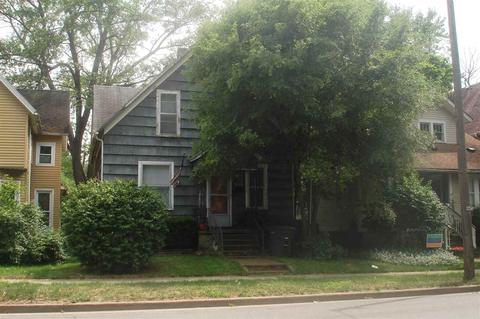 211 Middlebury