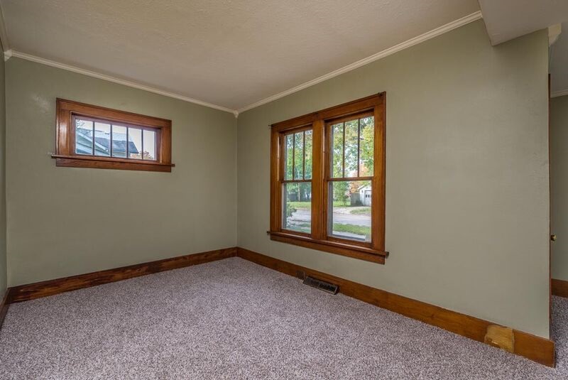 1003 Tipton