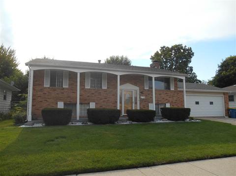 553 W 9th St