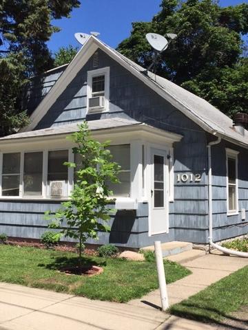 1012 Sarah St