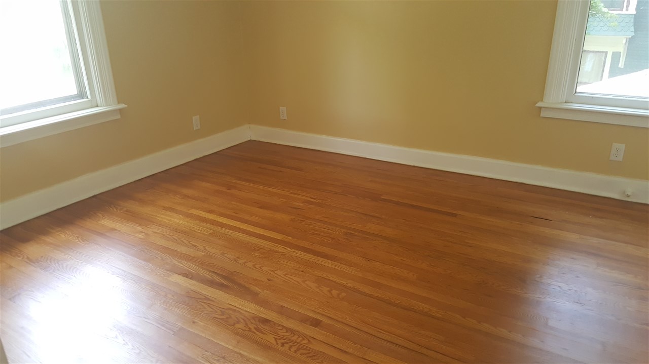 336 W Navarre