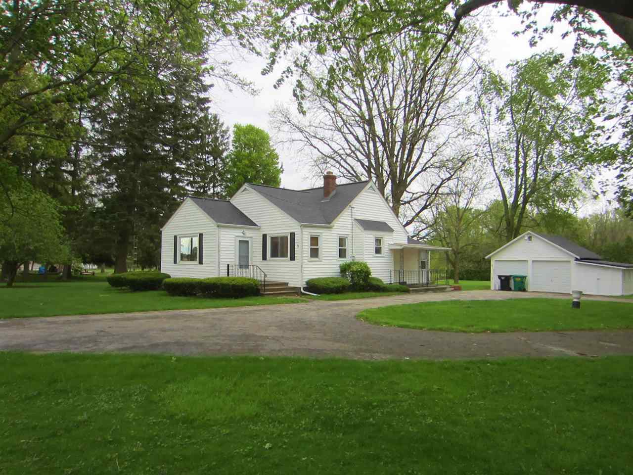 1520 Oakdale Dr
