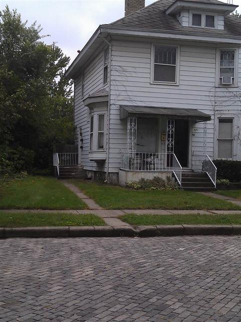 917 Lasalle Ave W