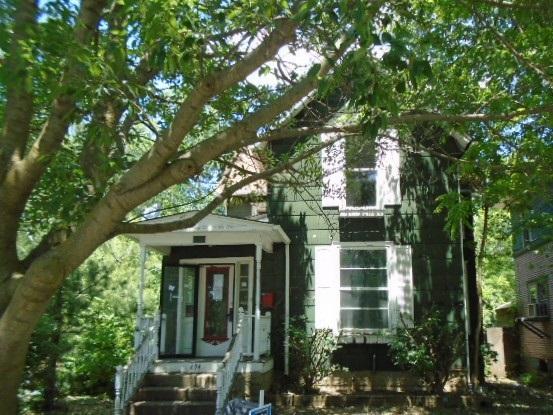 1911 Bergan St