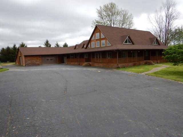 887 E Schoolhouse Rd