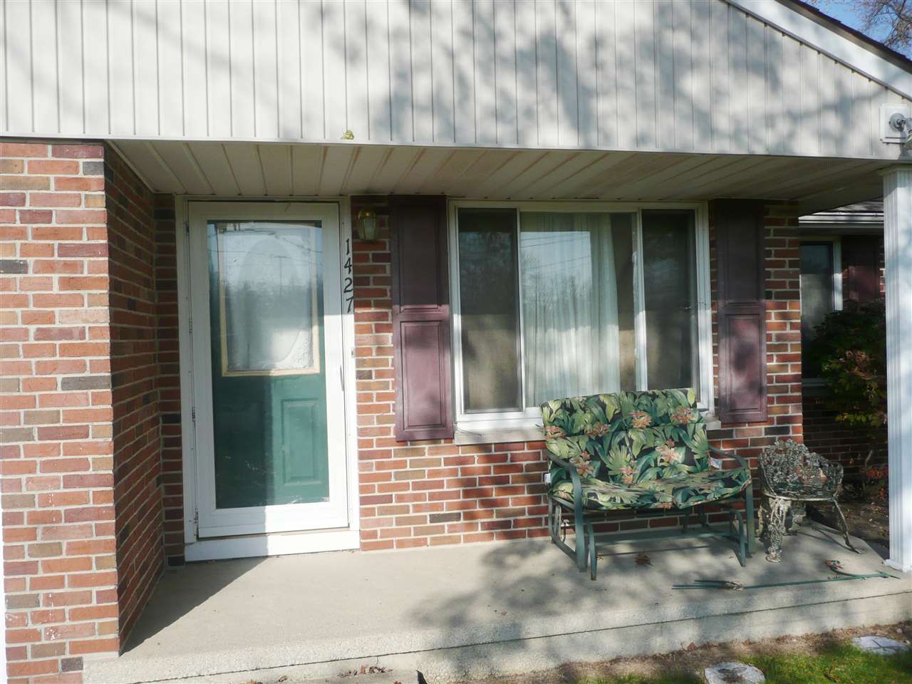 1427 W Washington