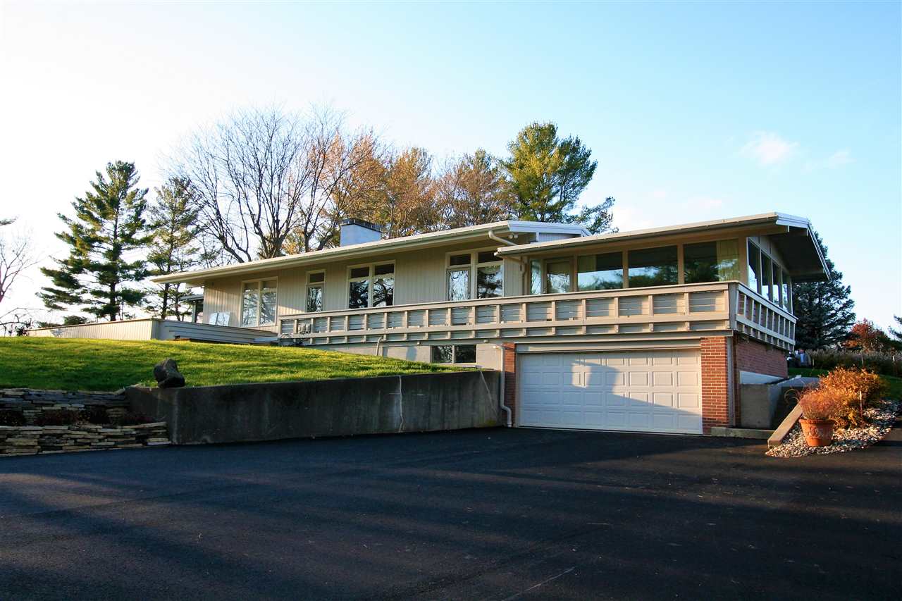 706 Wakefield Cir