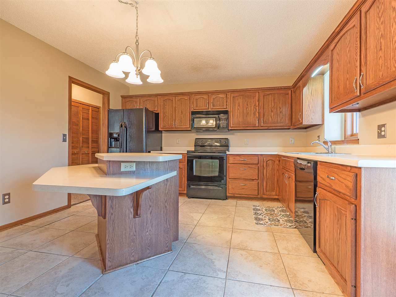 3925 Ravens Cove Run