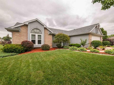 8718 Waterwood Ct