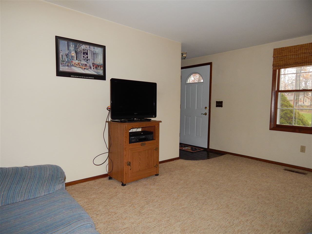 7311 Elmbrook Dr
