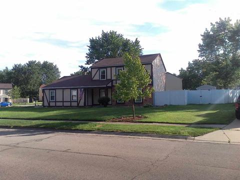 3528 Countrydale Dr