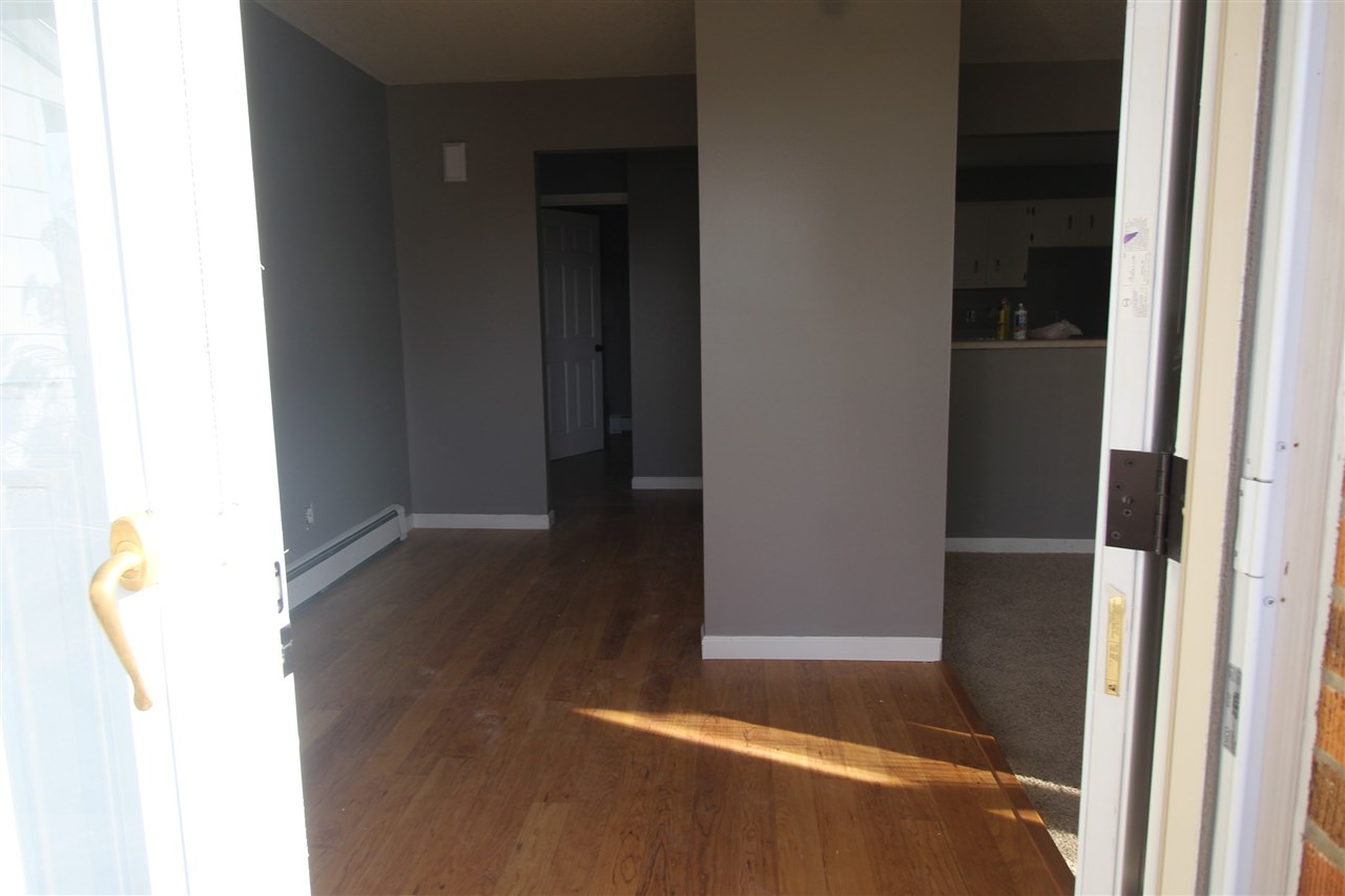 4201 S Wayne Ave
