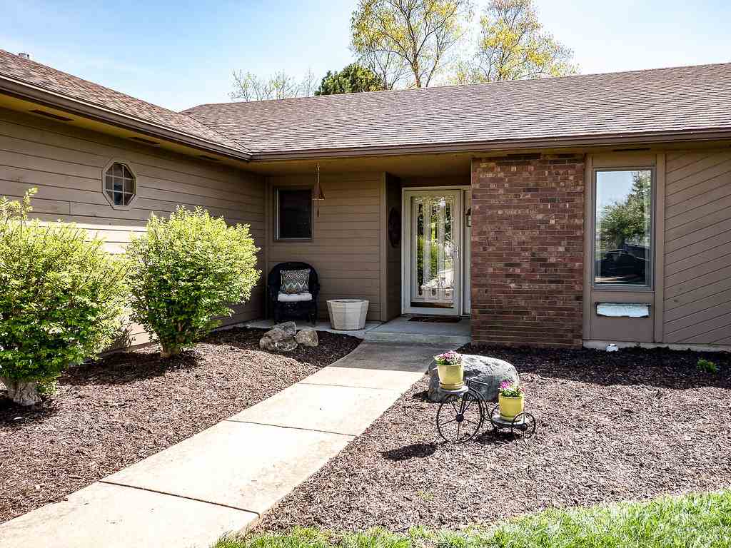 2509 Gump Rd