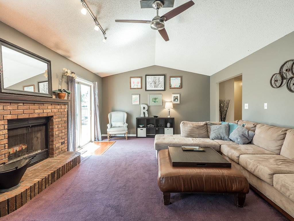 2509 Gump Rd