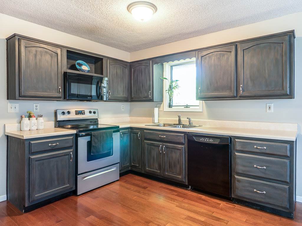 2509 Gump Rd