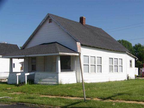 611 E River Blvd