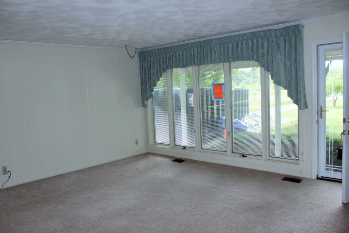 For Sale: 3810 N Huntington Rd Marion, IN 46952