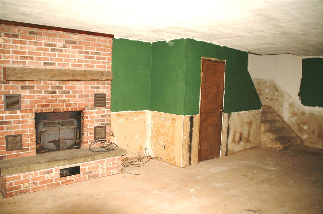 1353 Adams