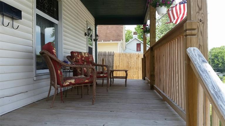 For Sale: 223 Conwell St Aurora, IN 47001