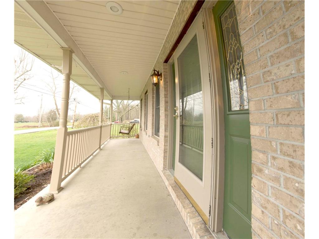 377 Charles Pl