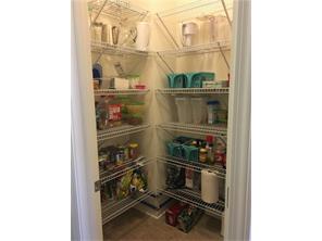 3325 Lake Stream Dr
