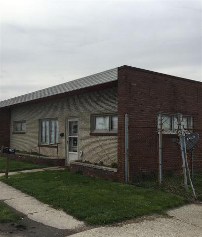 2411 S Elm St