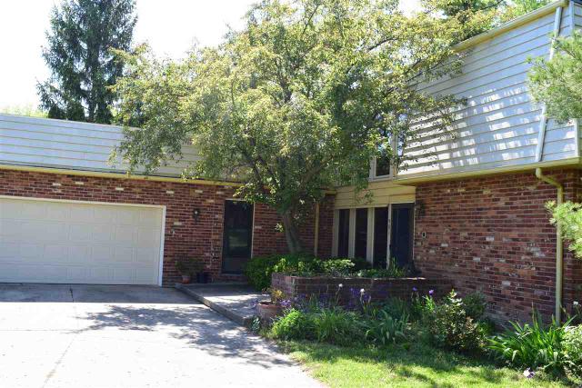 9009 W Tulip Tree Dr
