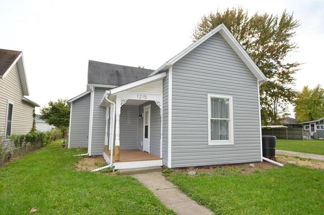 416 E North St