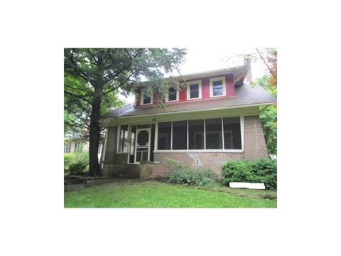 1041 Jameson Ct