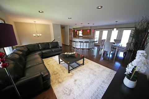 3966 E Jamie Ln
