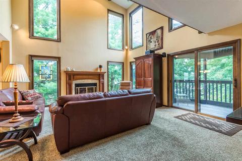 2150 E Pointe Club Dr